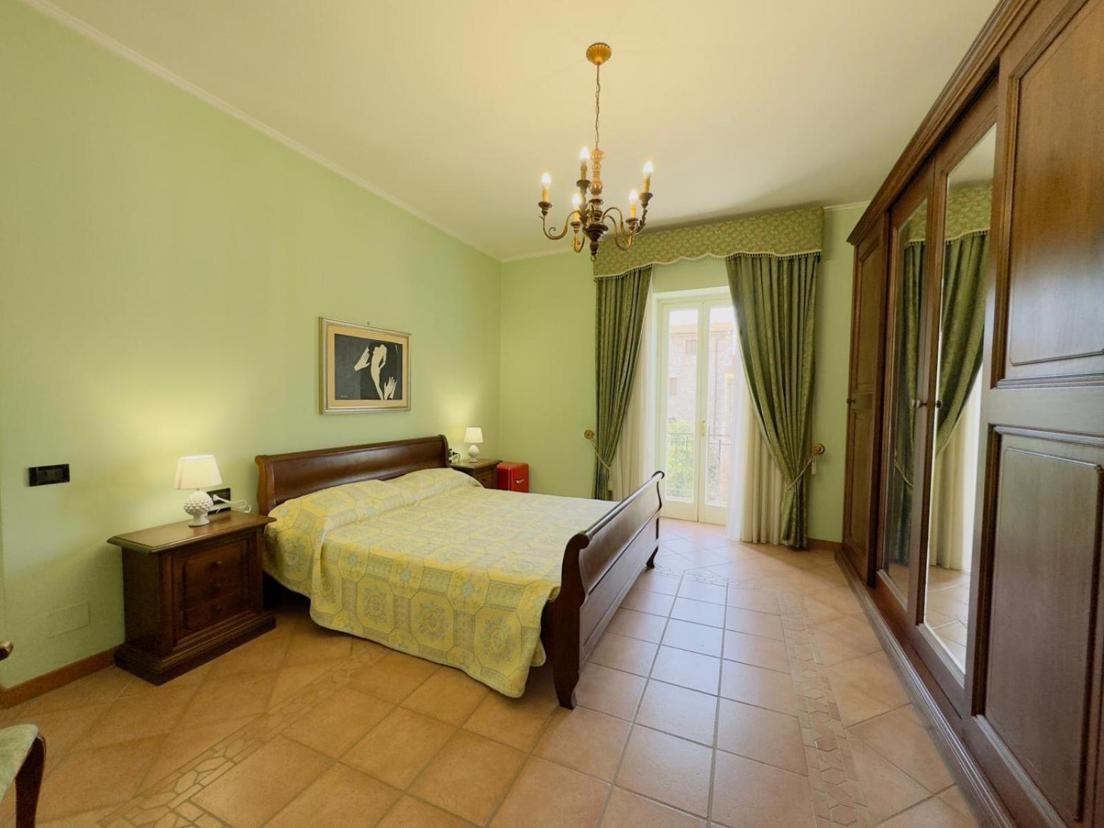Casa Pepe - Fondi Vertice Rooms Exteriör bild